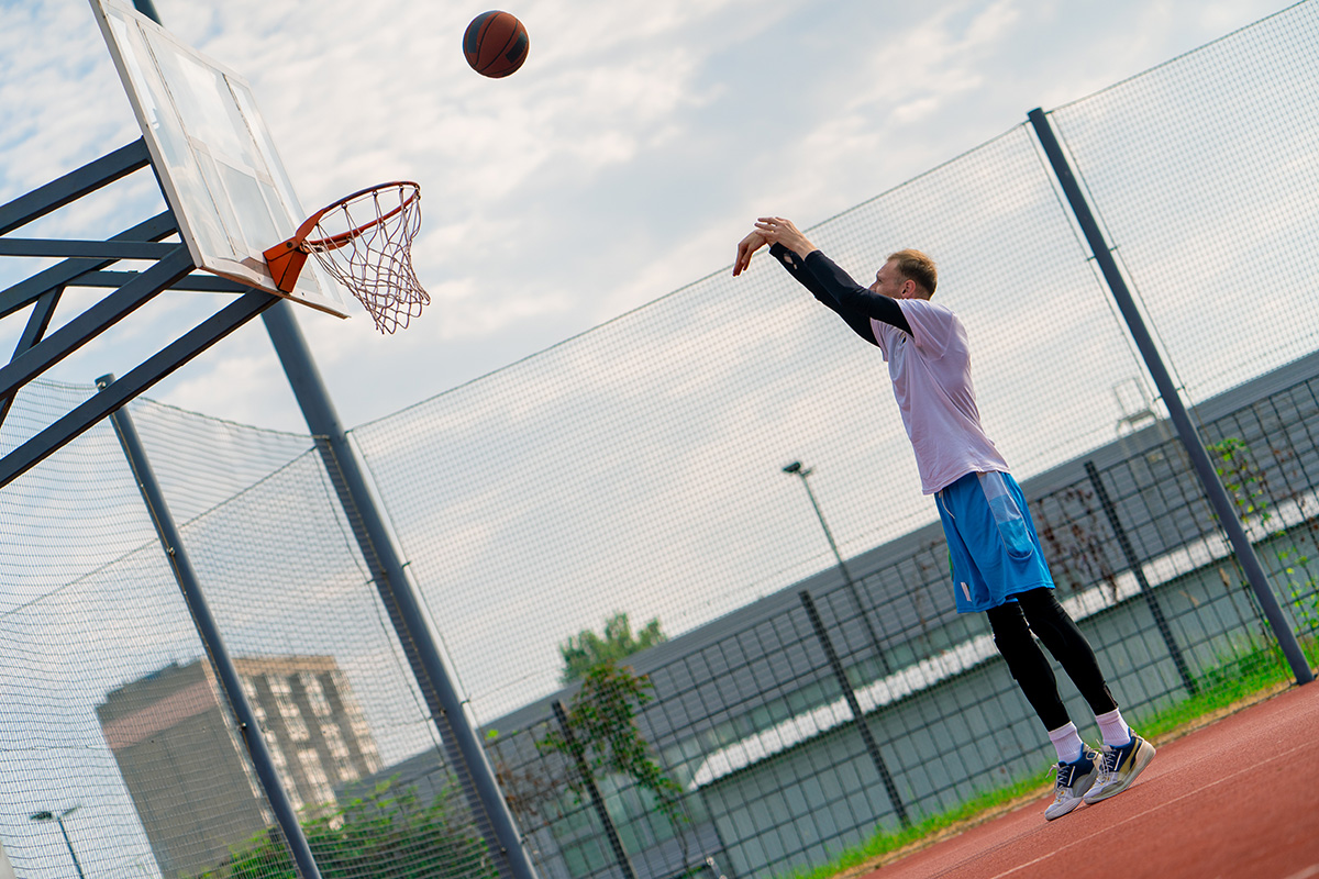 6-feet-under-basketball